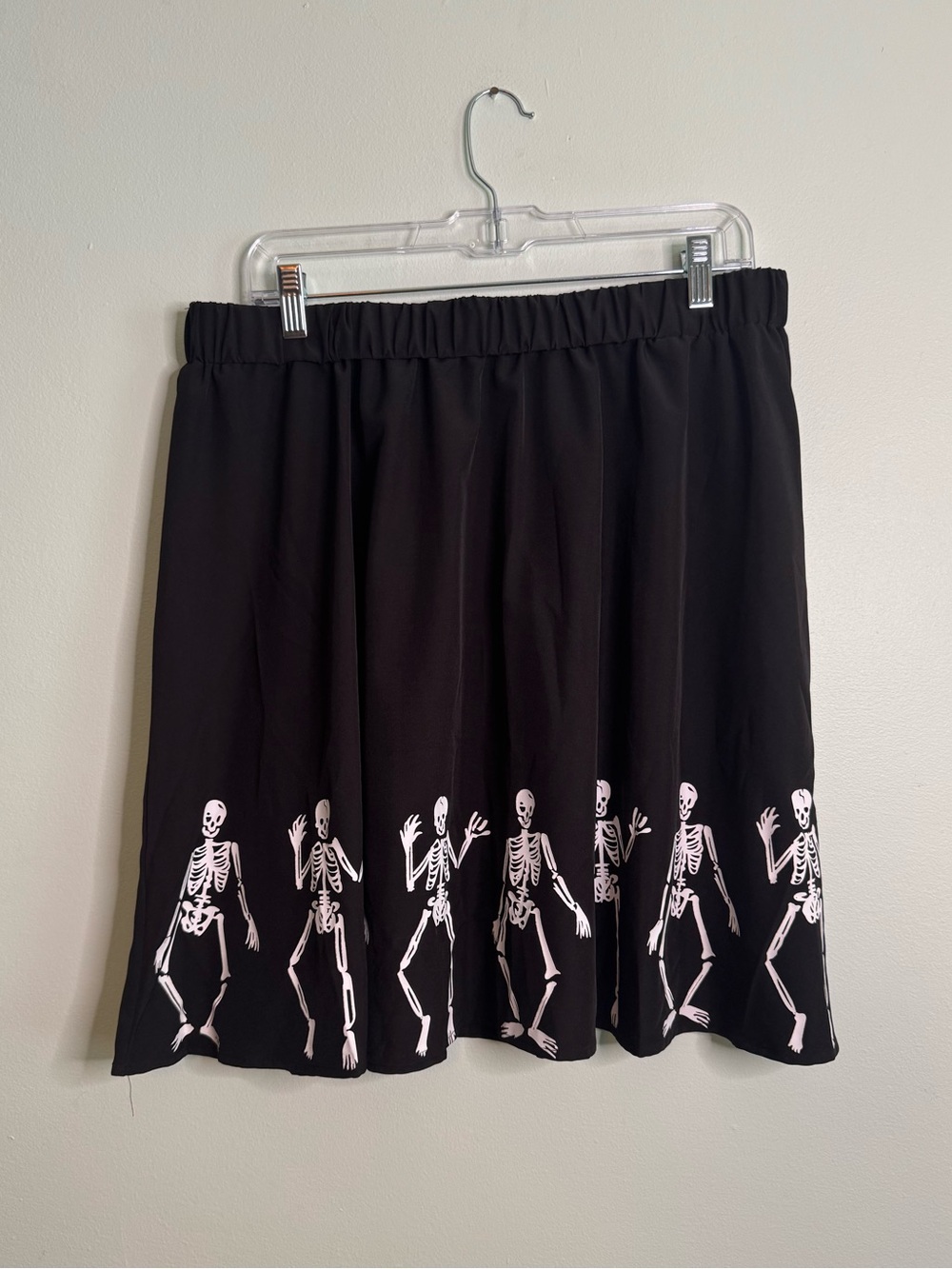 Black Skeleton Print A-Line Skirt (1XL)